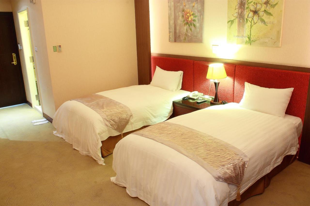 East Coast Sea View Hotel Chenggong Esterno foto